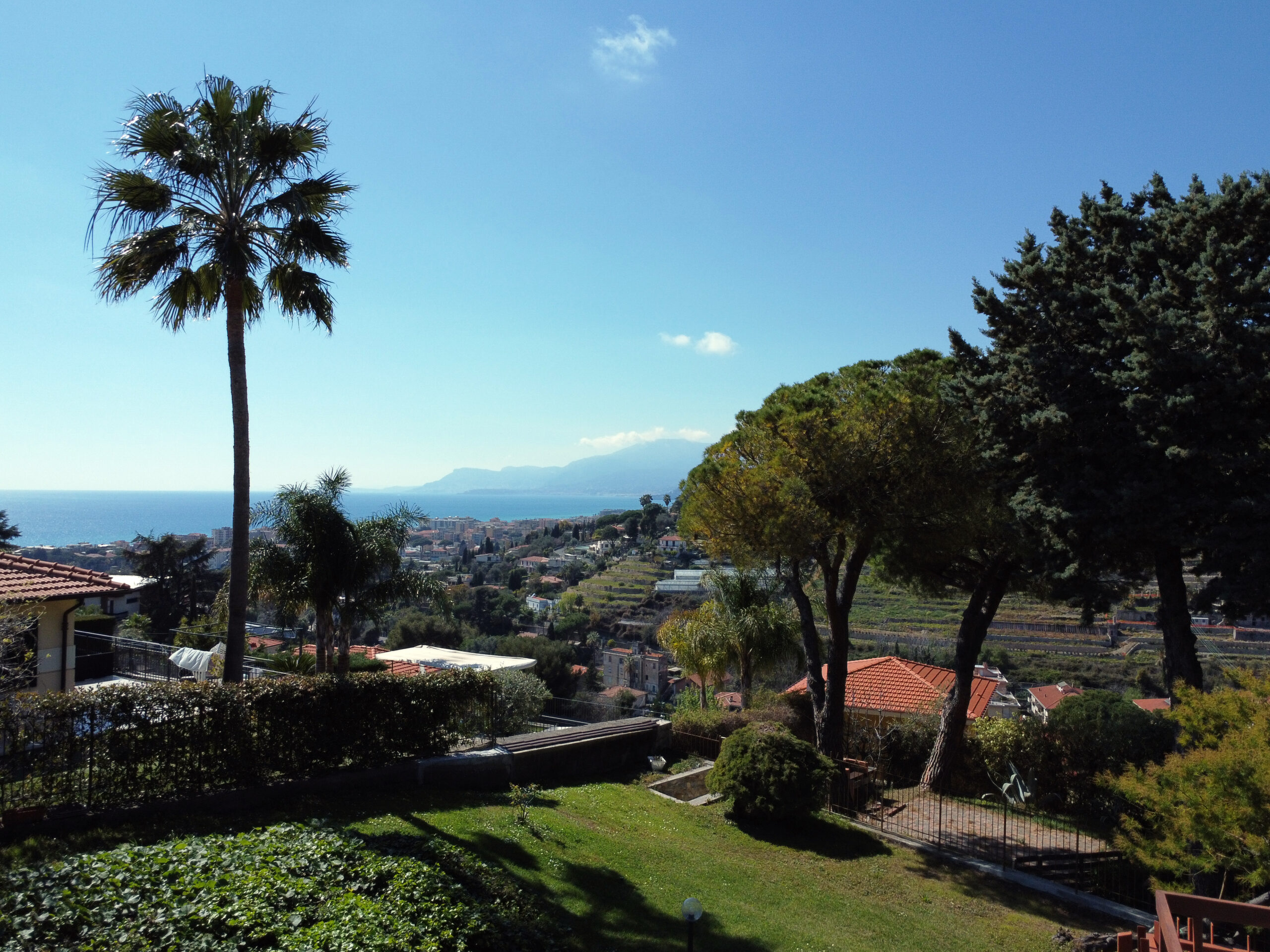 bordighera00014-scaled.jpg (2560×1920)